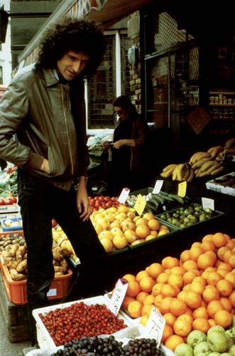 "How does these fruits cost?" 