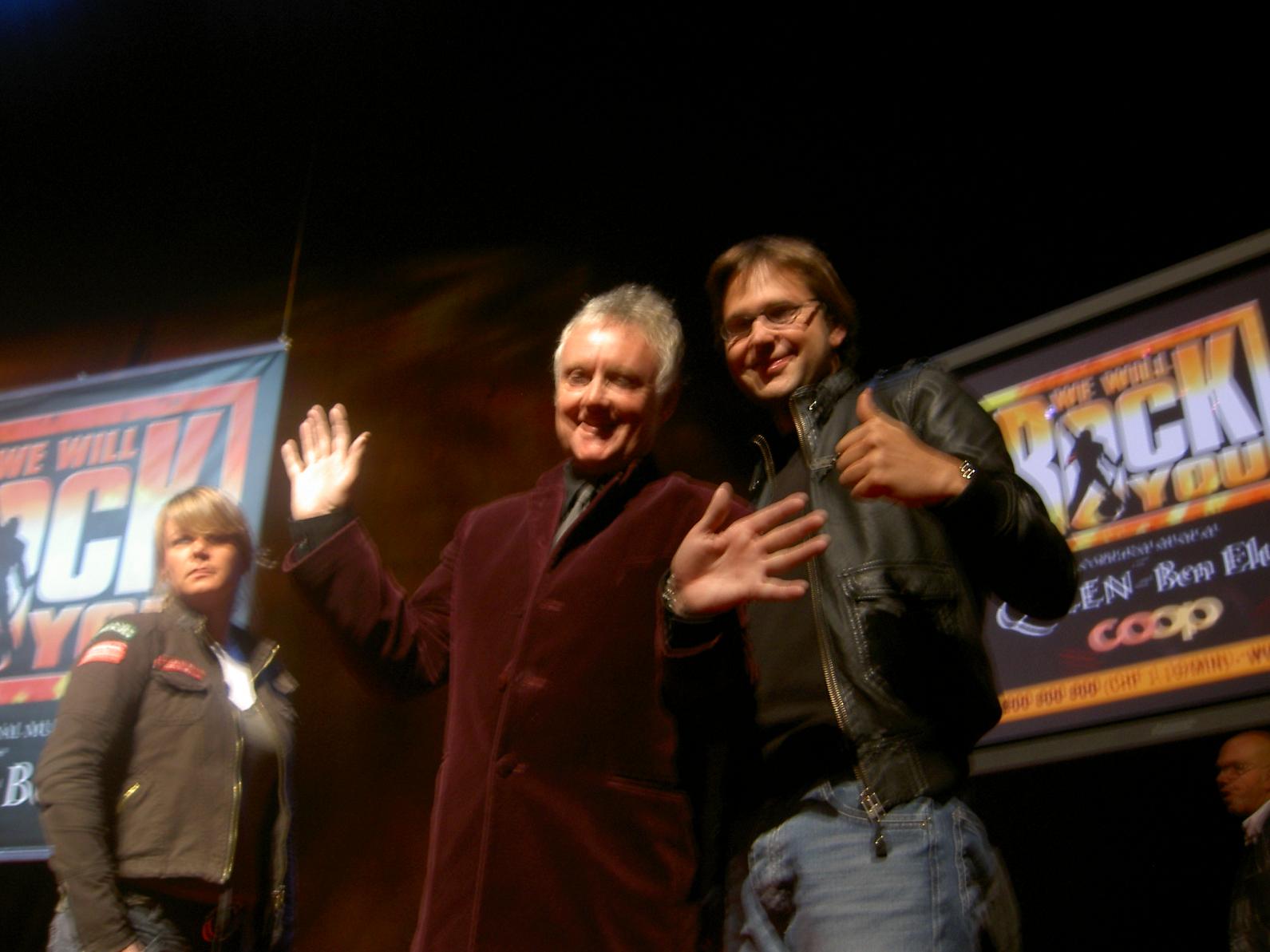 Roger and me in Zürich 2/11/06