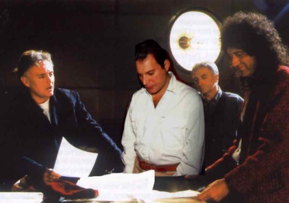 freddie is still there