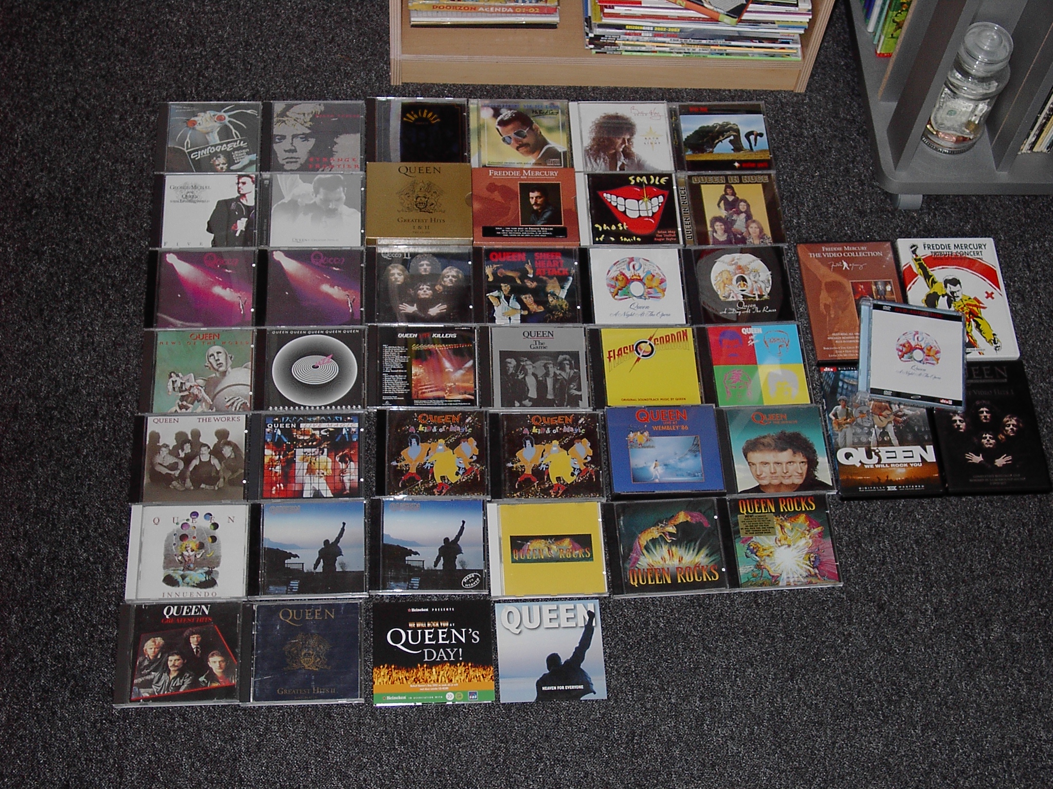 queen cd`s and dvd`s