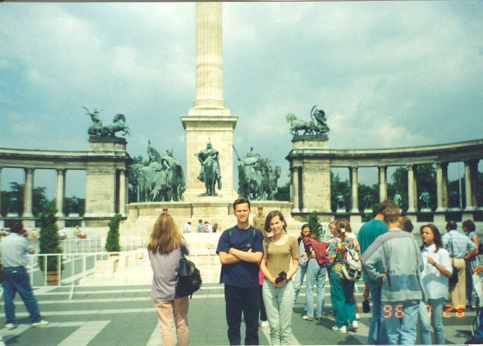 budapest_sister_and_brother