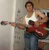 This shitty guitar never plays the chords I want i