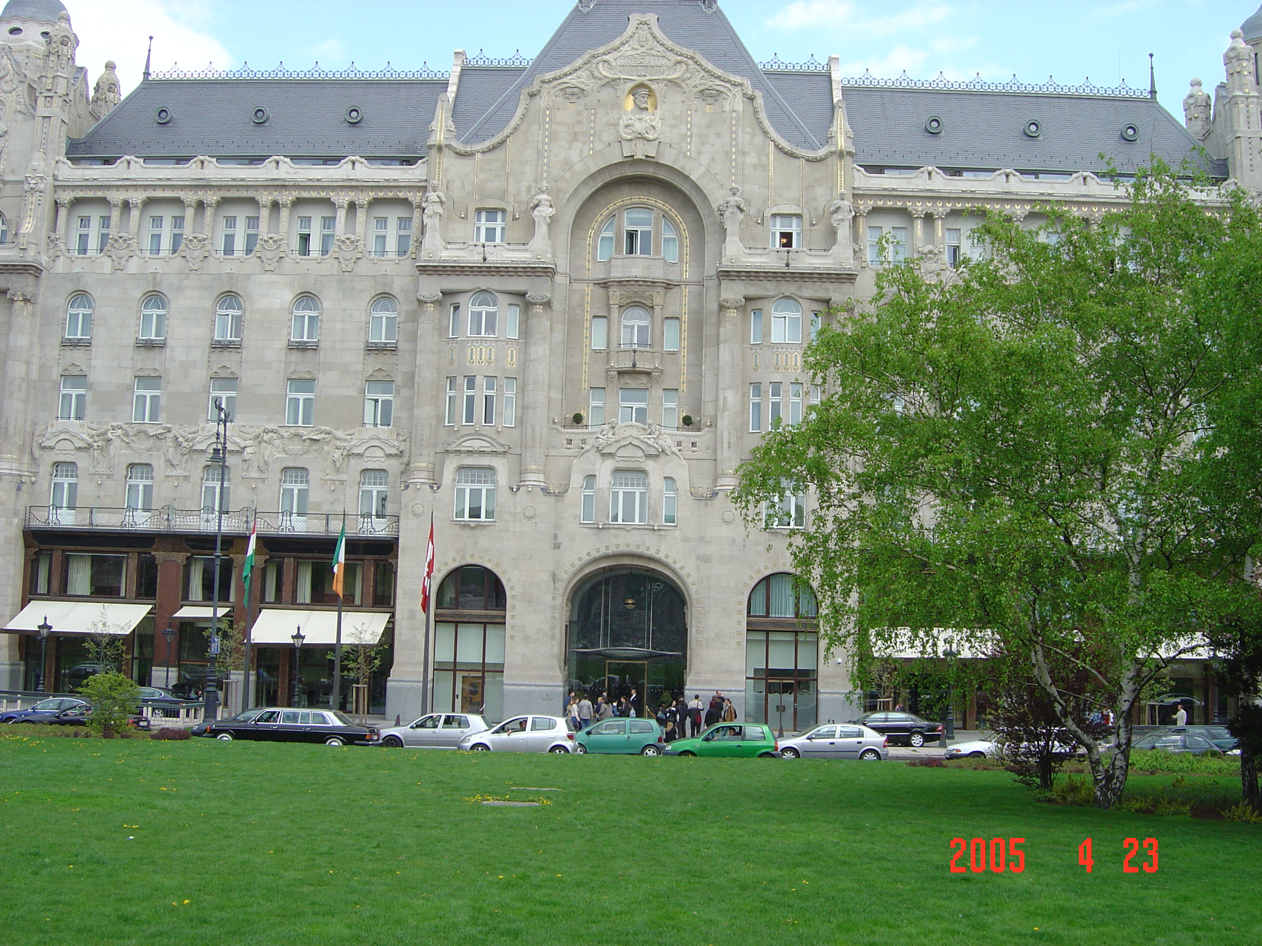 Queen 2005_Budapest_Four Season Hotel