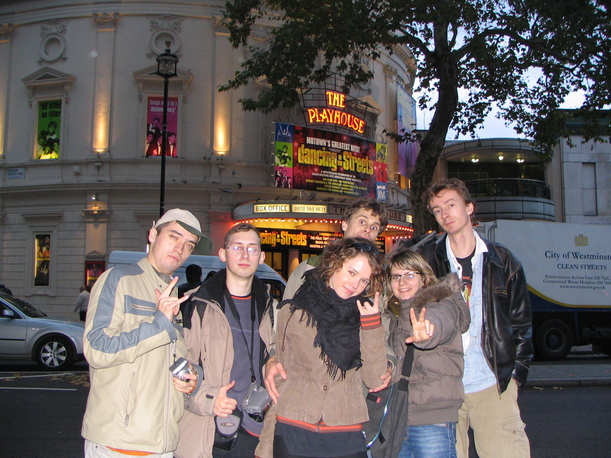 polish fans beside the playhouse, 24.11.2006