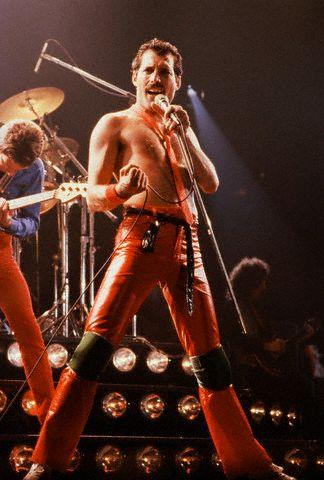 red trouser day