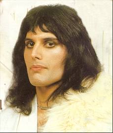 freddie al estilo queen II