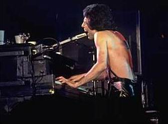 freddie 1978_piano