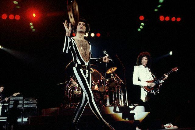 1977