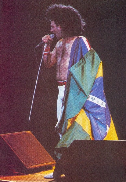 Final Rock in Rio Show with flags