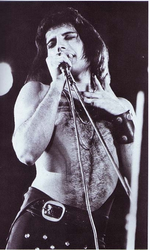 Freddie live