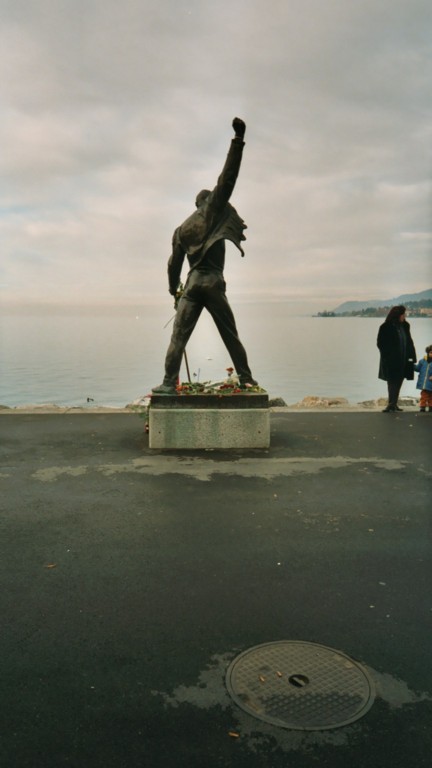 Statue
