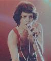 So lovely ! one of my favourite Photo of Freddie...