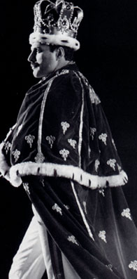Freddie on the Magic Tour