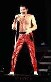 The red pants strike again