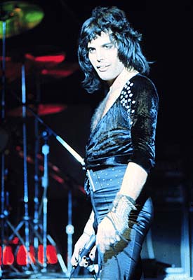 Madison Square Garden, NYC, 1975 