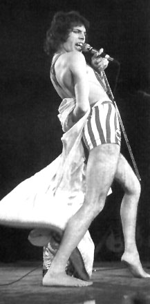 Freddie in shorties