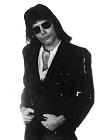 nice look fred,cool glasses !