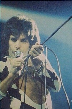 FREDDIE MERCURY!!
