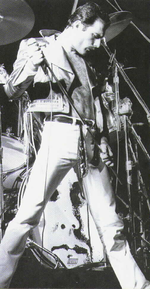freddie doin his thing