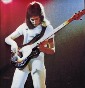 John Deacon - Live in 1976