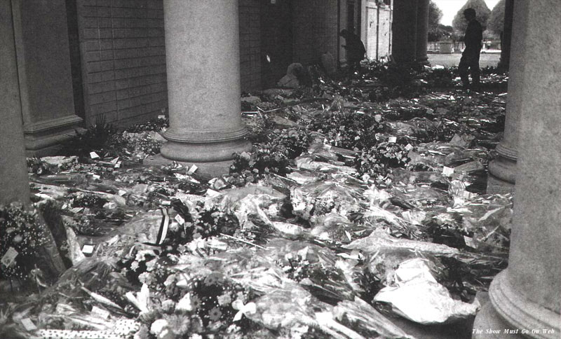 Flowers Tribute to Freddie's funeral