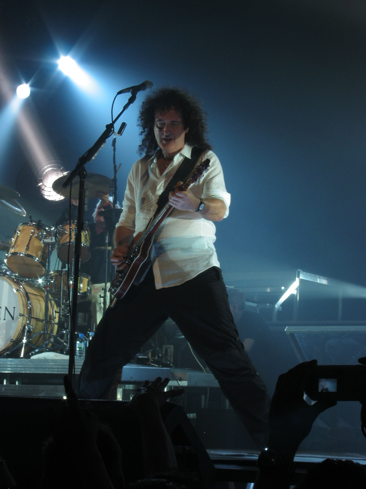 Queen Palau Sant Jordi 02/04/05