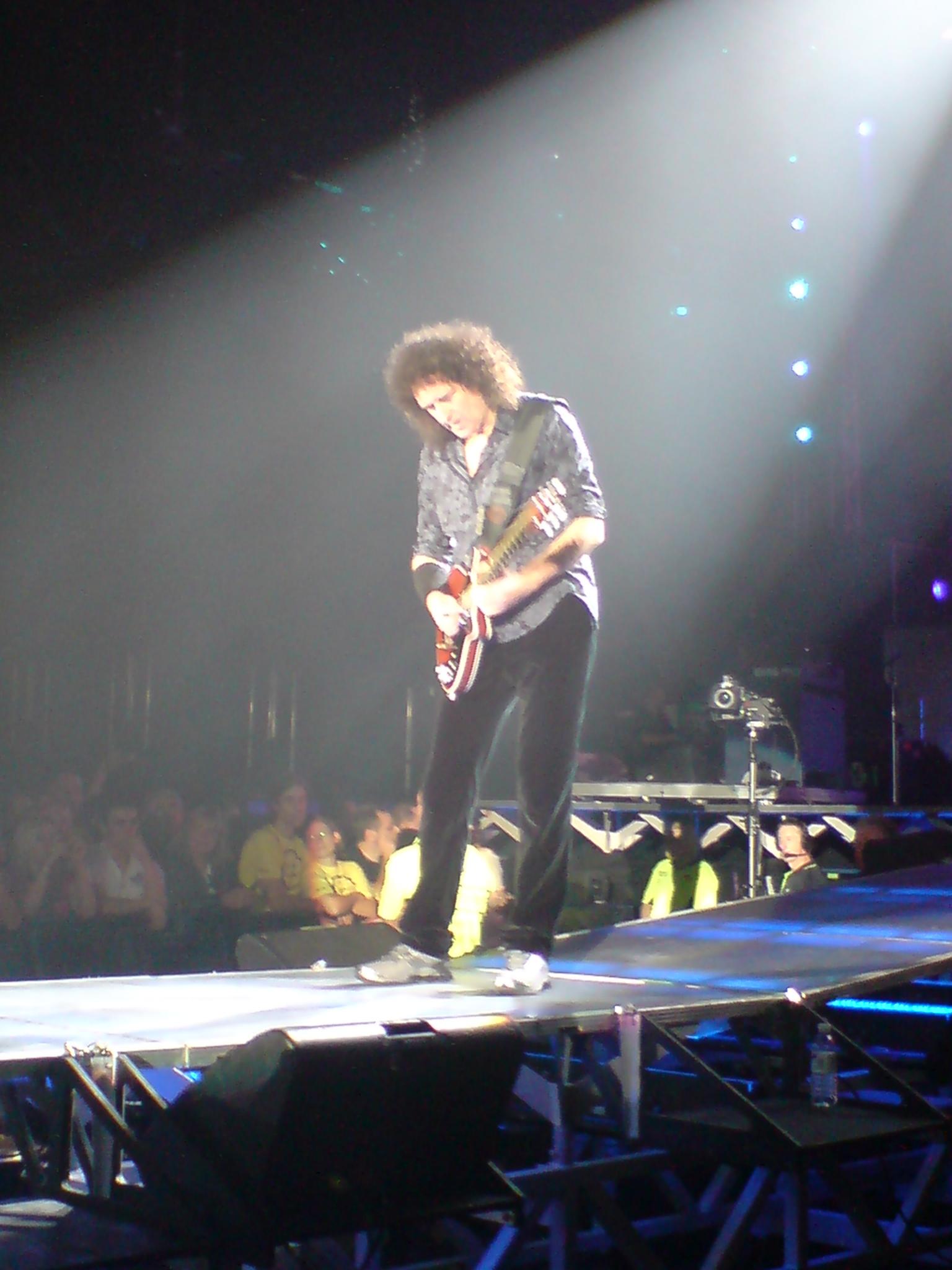 Brian May On the Walkway