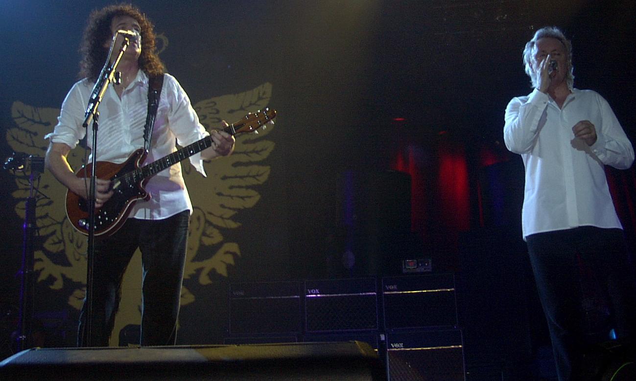 Brian! (plus wings!!) & Roger :D