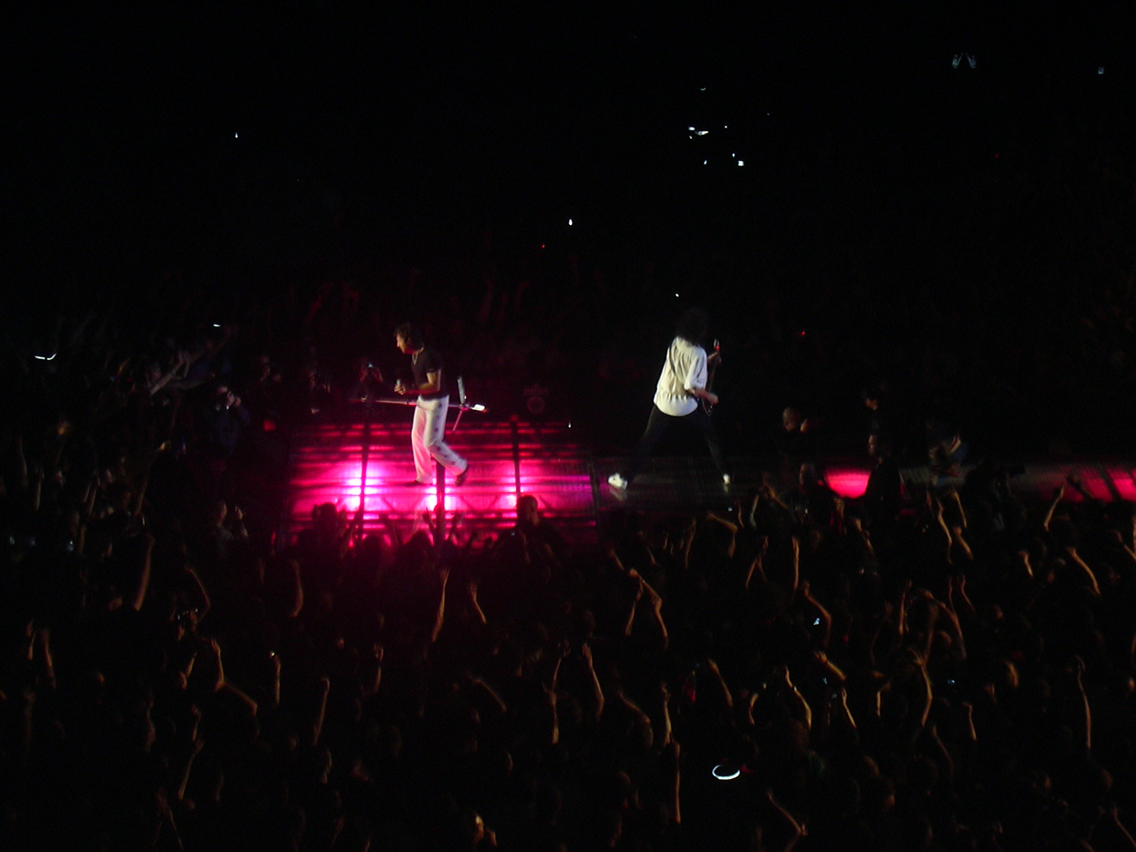 Live in Milano, 05-04-1005