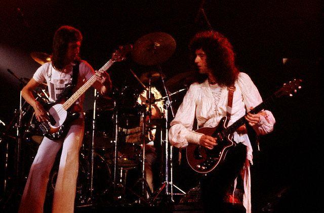 On Stage 1977