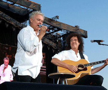 Brian and Roger in Hyde Park 2005