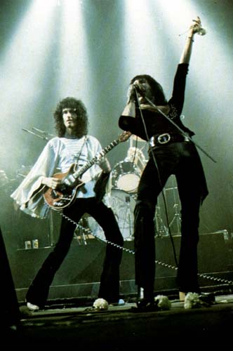 Queen Live