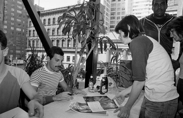 Freddie autograph Hotspace session