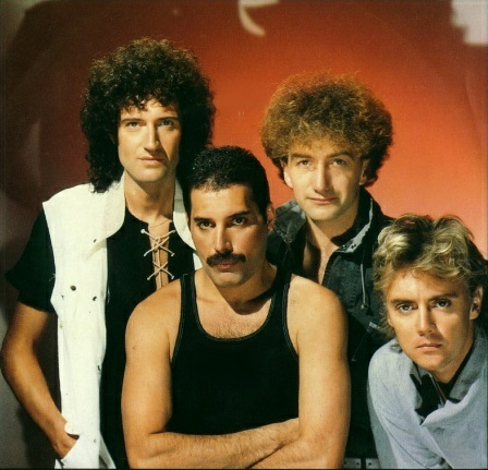 Promo photo (not rare)