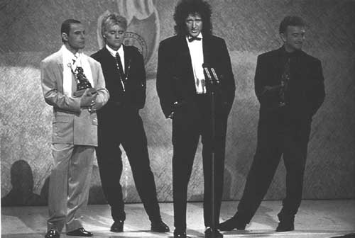 Award for magic QUEEN.