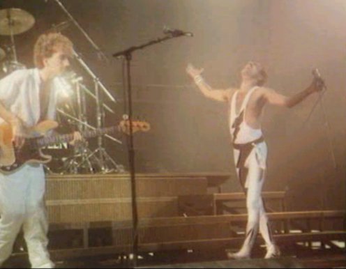 Hammer to Fall video - John and Freddie