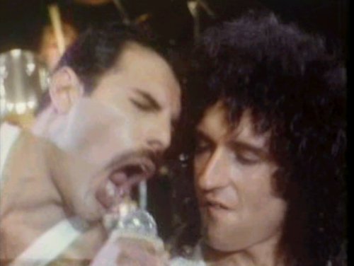 Hammer to Fall video