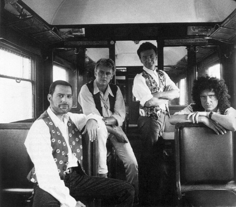 1989 - NEW On the Miracle Express train
