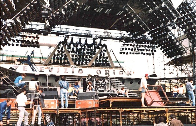 Magic Tour Stage 