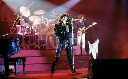 queen 1977