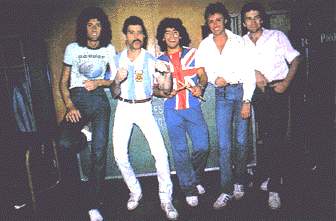 Queen+Maradona