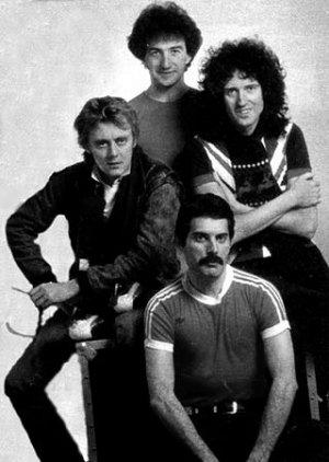 Queen in 80s