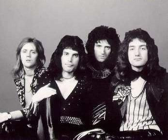 Queen in nuce