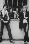 1977 Black & White Queen