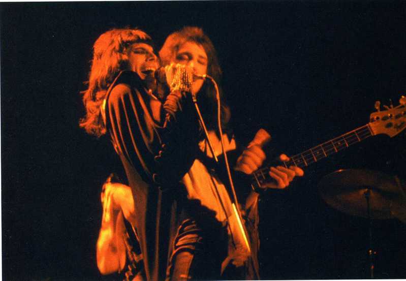 Queen II Tour 1974