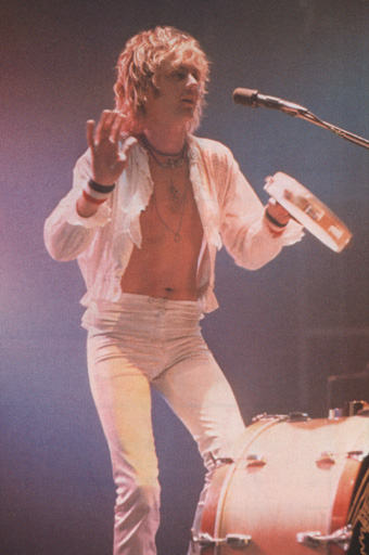 hey,rog.you look nice:D