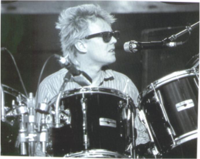 the best drumer of the world:ROGER TAYLOR!!! 