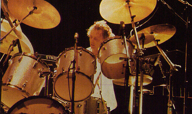 Roger after some heavy drumming in São Paulo,1981