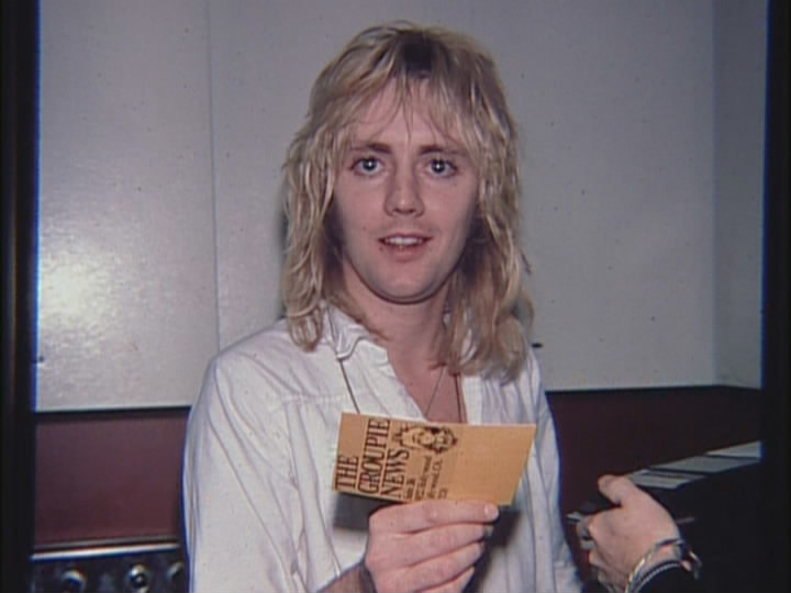 roger lindisimo!! (this man are so cute!)