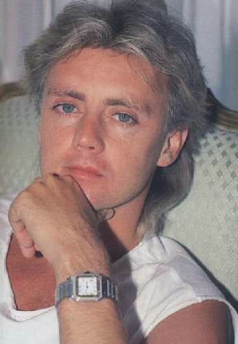 This man has got the most BEAUTIFUL eyes